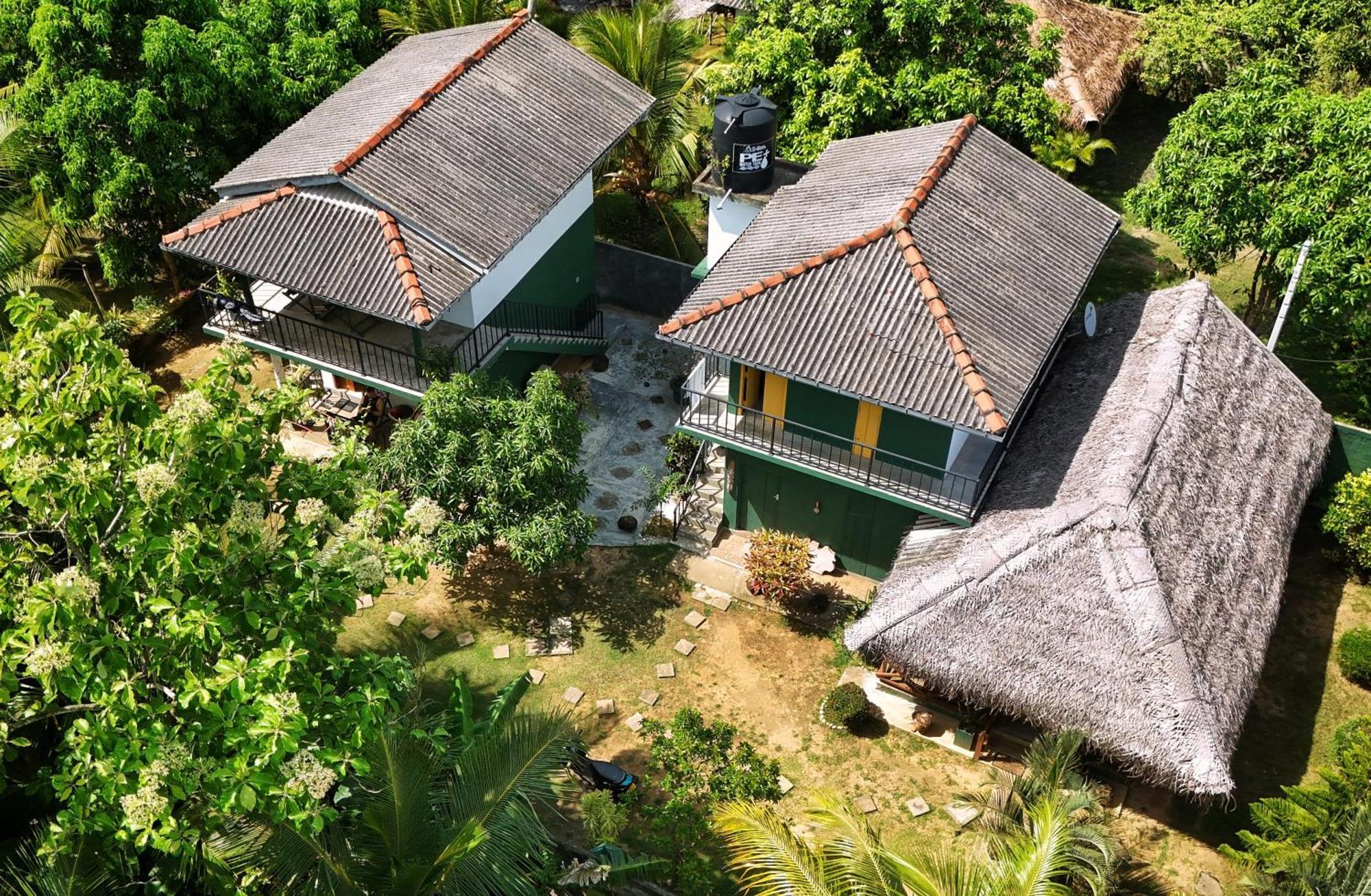 Blue Skies Guest House And Restaurant Tangalle Exterior photo